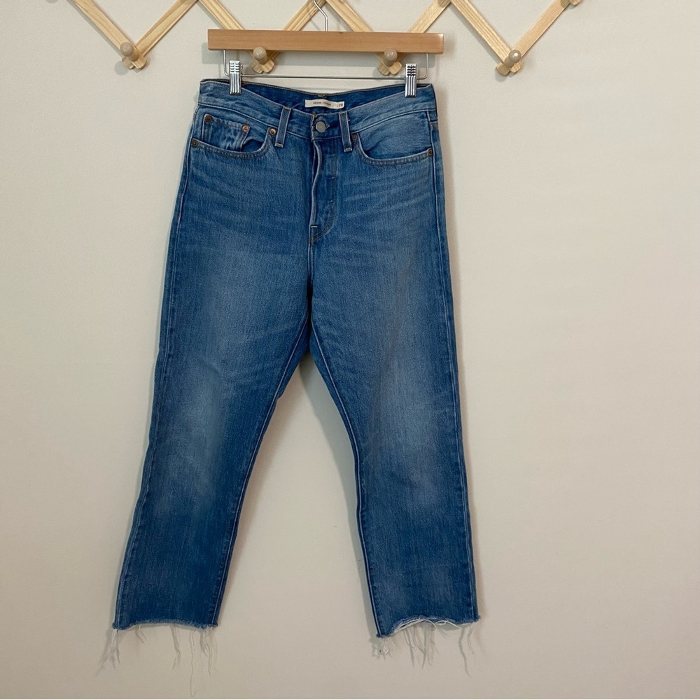 Levi's Wedgie Straight Medium Wash Raw Ankle Jeans size 28